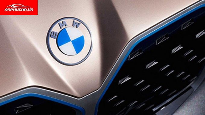 Logo xe BMW không phải cánh quạt như mọi người nghĩ