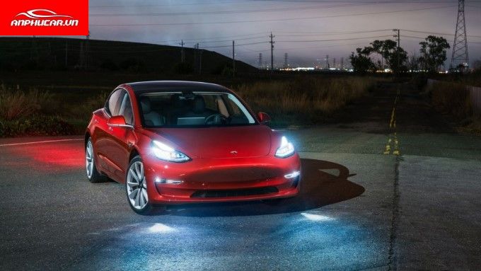 Xe Tesla Model 3