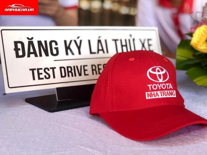Toyota Nha Trang Qua Tang